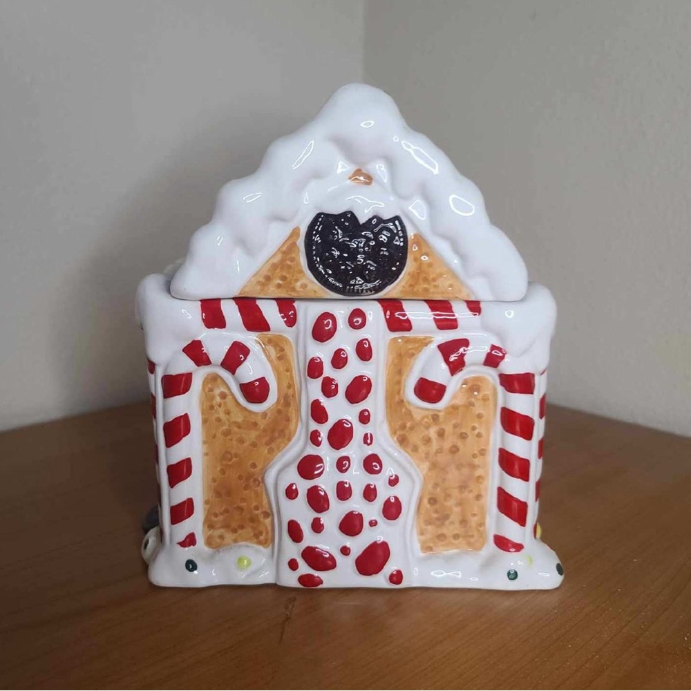 Oreo Christmas cookie jar
